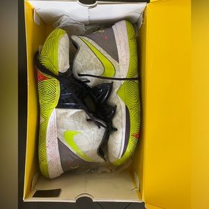Nike kyrie/kobe chaos